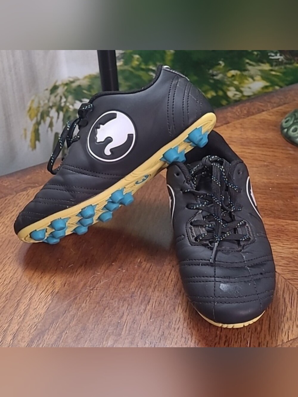 Puma ProCat Speed Force FG Little Kids size 2 athletic sports soccer cleats